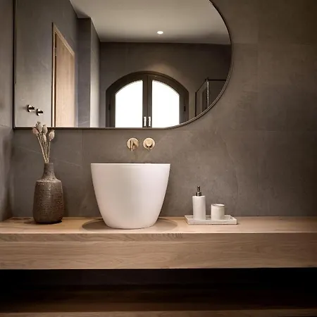 Rebek Luxury Villas & Suites * 圣尼古拉奥斯