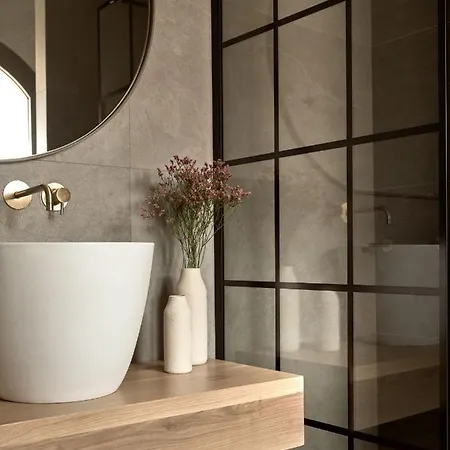 Rebek Luxury Villas & Suites