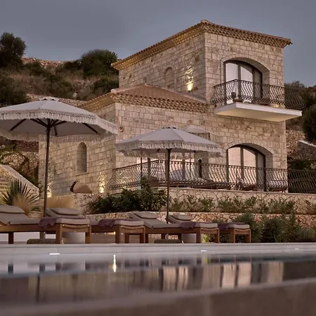 Apartment Rebek Luxury Villas & Suites