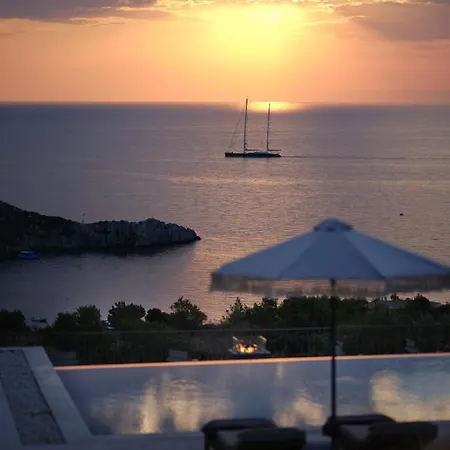 Apartment Rebek Luxury Villas & Suites