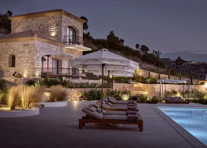 Rebek Luxury Villas & Suites *
