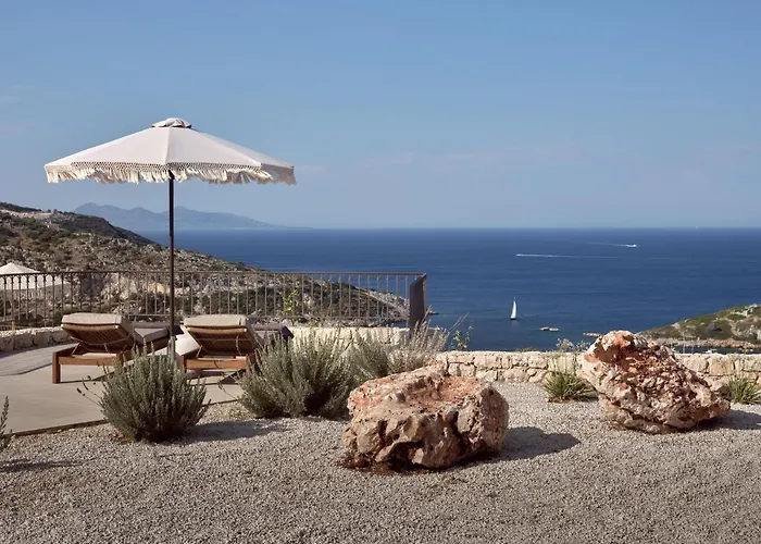 Rebek Luxury Villas & Suites *