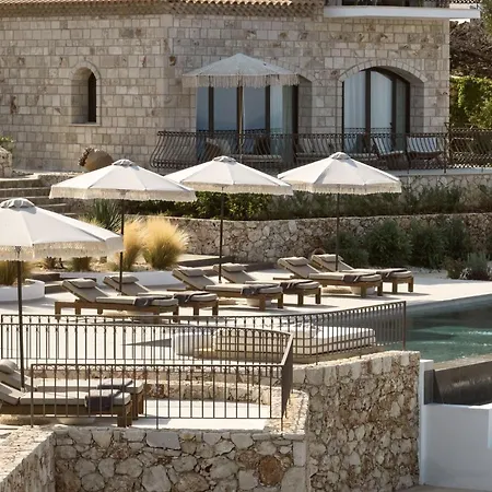 Rebek Luxury Villas & Suites Apartman *