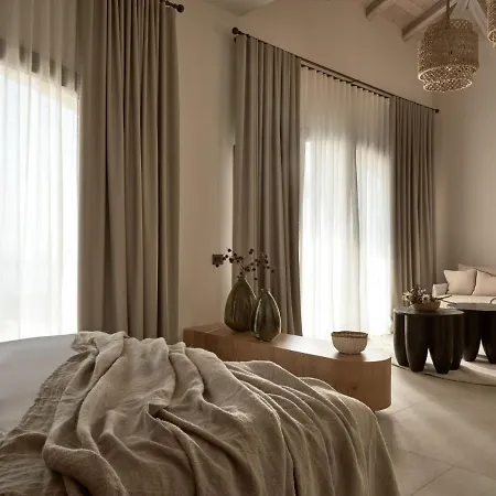 Rebek Luxury Villas & Suites Apartament