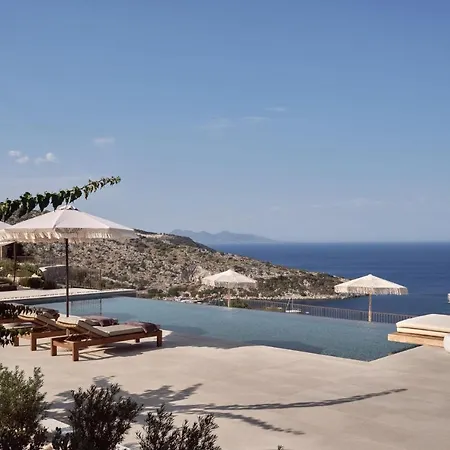 Rebek Luxury Villas & Suites *