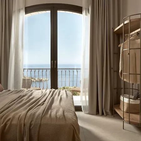 Rebek Luxury Villas & Suites Apartament
