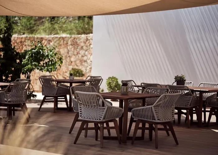 Rebek Luxury Villas & Suites