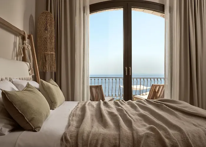 Rebek Luxury Villas & Suites
