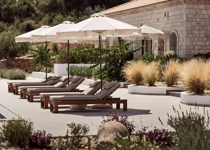 Lejlighed Rebek Luxury Villas & Suites
