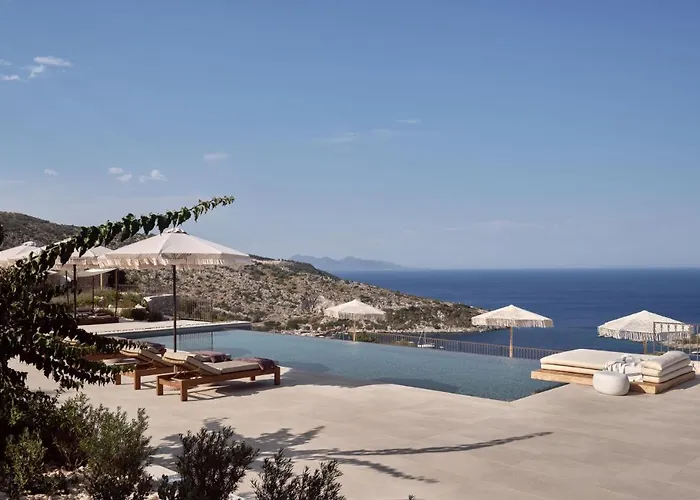 Rebek Luxury Villas & Suites *